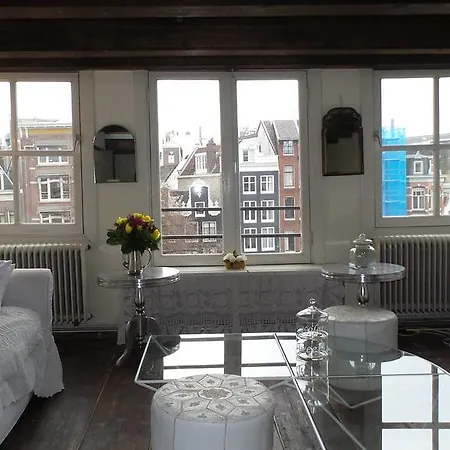 Lalinghousingamsterdam