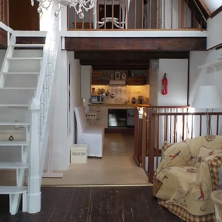 Lalinghousingamsterdam Appartement